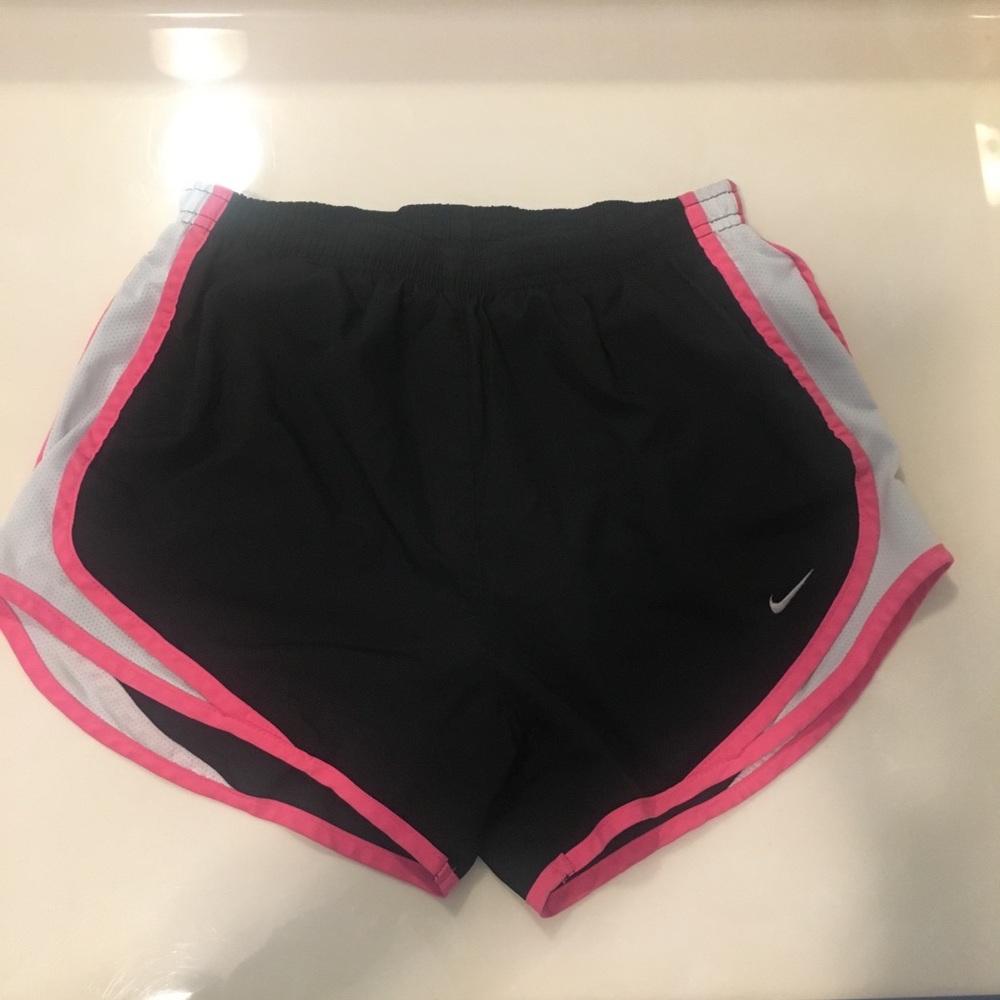 Nike women’s dry fit running shorts